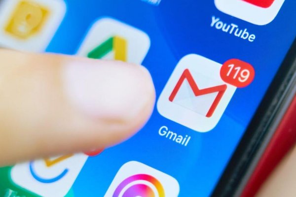 Çalıntı veri pazarında gmail kredi kartından değerli