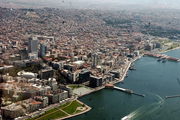 İzmir'de yeni yasaklar devrede