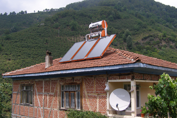 Orman köylüsüne güneş paneli desteği