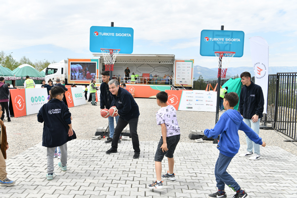 Türkiye Sigorta (TURSG) prim üretiminde dev artış 